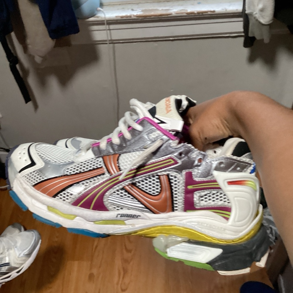 Balenciaga White and Purple Athletic Shoes with Chunky Silhouette